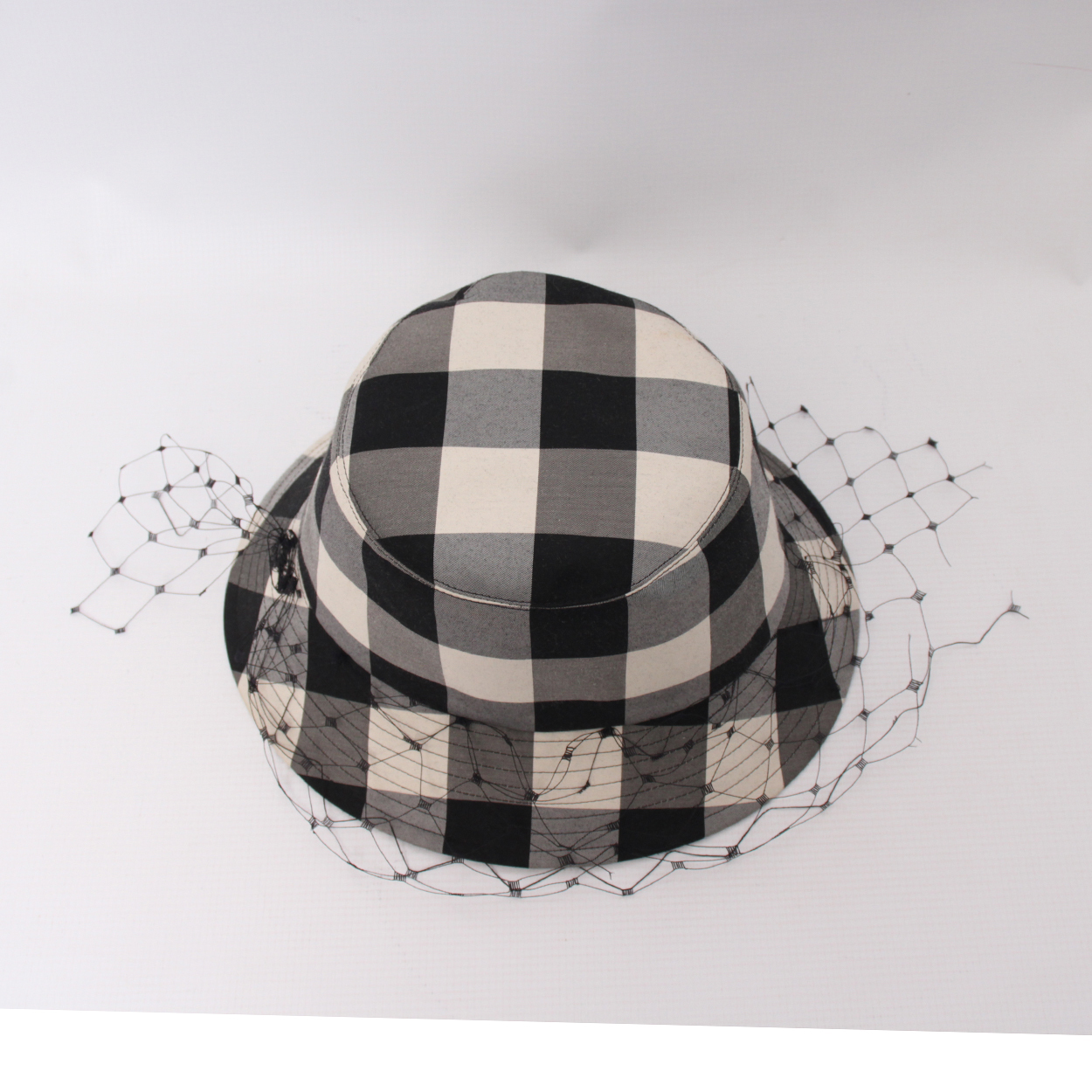 CHRISTIAN DIOR Mixed Material Check Veil Bucket Hat Black  display picture 3