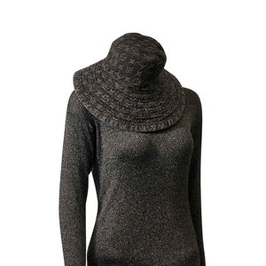 https://dbiyorq10n2b9.cloudfront.net/product-images/ACCLV0037/LOUIS-VUITTON-Monogram-Denim-Bucket-Hat-Black-mannequin.jpg.webp