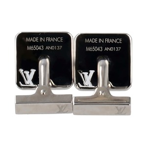 https://dbiyorq10n2b9.cloudfront.net/product-images/ACCLV0170/LOUIS-VUITTON-Cufflinks-Silver-Tone_2.jpg.webp
