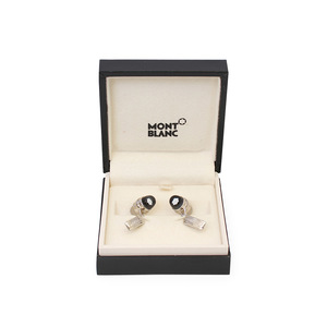 https://dbiyorq10n2b9.cloudfront.net/product-images/ACCMBC0024/MONTBLANC-Resin-Urban-Walker-Cufflinks-Silver-Tone-box.jpg.webp