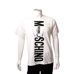 https://dbiyorq10n2b9.cloudfront.net/product-images/APPMOS0003/MOSCHINO-Couture-Moschino-T-Shirt-WhiteBlack-.jpg.webp