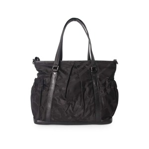 https://dbiyorq10n2b9.cloudfront.net/product-images/BAGBUR0262/BURBERRY-Nylon-Supernova-Check-Diaper-Bag-Black_4.jpg.webp