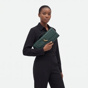Leather Intreciatto Andiamo Clutch Green, view 8