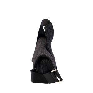 https://dbiyorq10n2b9.cloudfront.net/product-images/BAGCD0029/CHRISTIAN-DIOR-Oblique-Jacquard-Saddle-Bag-Black_5.jpg.webp