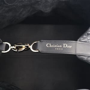 https://dbiyorq10n2b9.cloudfront.net/product-images/BAGCD0155/uC6ij45mhb9BjHQpEKrngxVk5xyUgZHDFPvLQjEX_6_1776769019_1776788413.webp