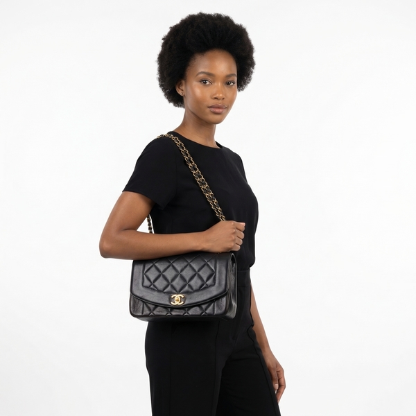 Vintage Quilted Lambskin Diana Flap Bag Black