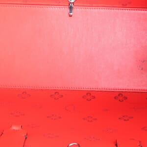 Leather Loubinthesky Cabata Tote Black, view 8
