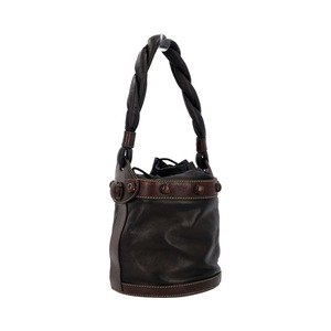 https://dbiyorq10n2b9.cloudfront.net/product-images/BAGFEN0084/FENDI-Leather-Palazzo-Bucket-Bag-Black_2.jpg.webp