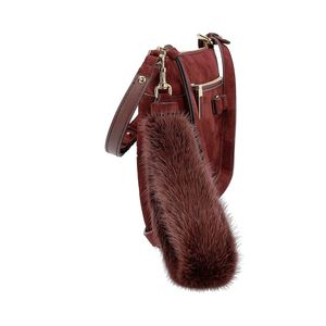https://dbiyorq10n2b9.cloudfront.net/product-images/BAGFER0064/SALVATORE-FERRAGAMO-Suede-Crossbody-Bag-Clutch-Burgundy_3.jpg.webp