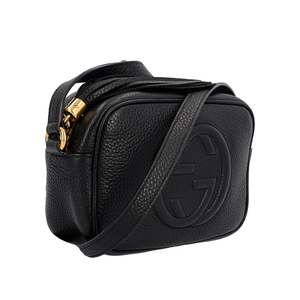 https://dbiyorq10n2b9.cloudfront.net/product-images/BAGGUC0439/GUCCI-Leather-Small-Soho-Disco-Bag-Black_2.jpg.webp