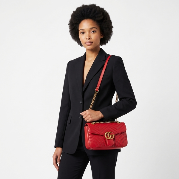 Marmont GG Medium Shoulder Bag Red