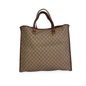 https://dbiyorq10n2b9.cloudfront.net/product-images/BAGGUC326/GUCCI-GG-Supreme-Large-Tote-back.jpg.webp