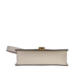 https://dbiyorq10n2b9.cloudfront.net/product-images/BAGGUC465/GUCCI-Leather-Sylvie-Small-Shoulder-Bag-Off-White-465-bottom.jpg.webp