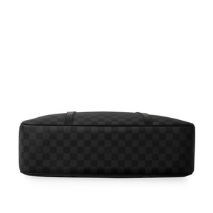 https://dbiyorq10n2b9.cloudfront.net/product-images/BAGLV0036/LOUIS-VUITTON-Damier-Graphite-Porte-Documents-Voyage-GM-bottom.jpg.webp