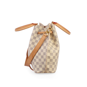 https://dbiyorq10n2b9.cloudfront.net/product-images/BAGLV0058/LOUIS-VUITTON-Damier-Azur-Girolata-side-1-1.jpg.webp
