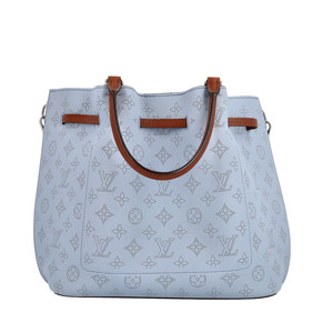 https://dbiyorq10n2b9.cloudfront.net/product-images/BAGLV0869/LOUIS-VUITTON-Mahina-Girolata-Ciel_6.jpg.webp