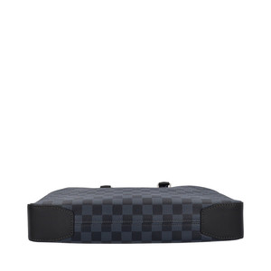 https://dbiyorq10n2b9.cloudfront.net/product-images/BAGLV1058/LOUIS-VUITTON-Damier-Cobalt-Oliver-Briefcase-NEW_6.jpg.webp