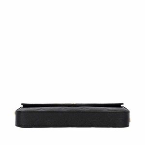 https://dbiyorq10n2b9.cloudfront.net/product-images/BAGLV1136/LOUIS-VUITTON-Empreinte-Felicie-Pochette-Noir_6.jpg.webp