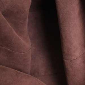 https://dbiyorq10n2b9.cloudfront.net/product-images/BAGLV1183/LOUIS-VUITTON-Mahina-L-Sandy.jpg.webp