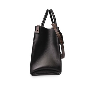 https://dbiyorq10n2b9.cloudfront.net/product-images/BAGLV1358/LOUIS-VUITTON-MonogramLeather-City-Stud-Steamer-2.jpg.webp