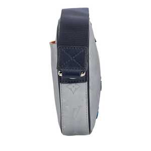 https://dbiyorq10n2b9.cloudfront.net/product-images/BAGLV1459/LOUIS-VUITTON-Monogram-Satellite-Alpha-Messenger_3.jpg.webp
