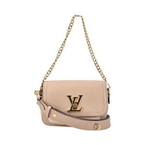 https://dbiyorq10n2b9.cloudfront.net/product-images/BAGLV1504/LOUIS-VUITTON-Leather-Lockme-Tender-Bag-Beige_1.jpg.webp