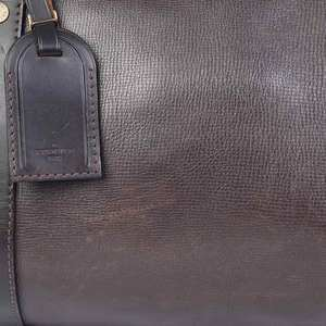 https://dbiyorq10n2b9.cloudfront.net/product-images/BAGLV205/LOUIS-VUITTON-Utah-Leather-Commanche-55-.jpg.webp