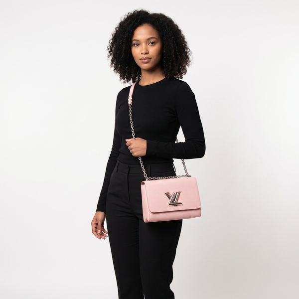 Epi Twist MM Rose Ballerine