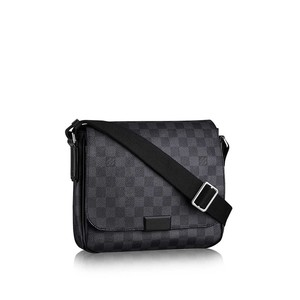 https://dbiyorq10n2b9.cloudfront.net/product-images/BAGLV244/LOUIS-VUITTON-Damier-Graphite-District-PM-angle.jpg.webp
