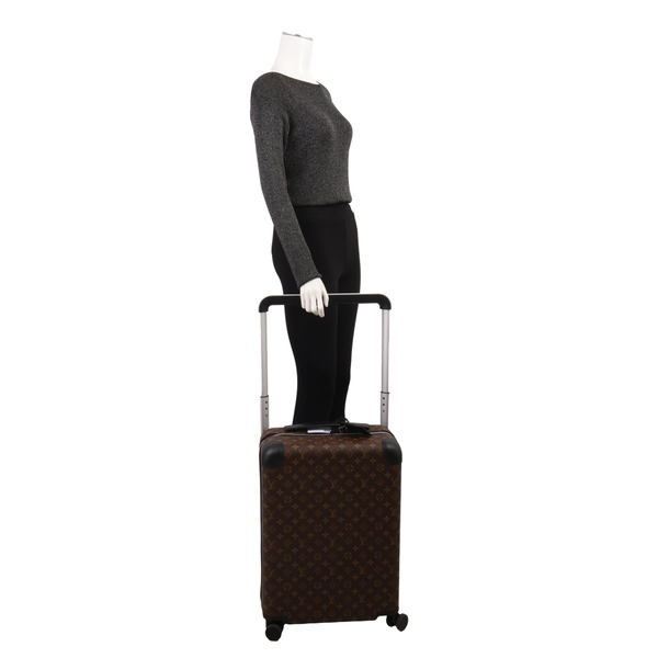 Monogram Macassar Horizon 55