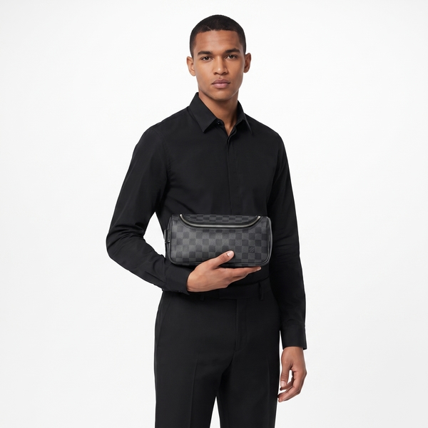 Damier Graphite Toiletry Bag