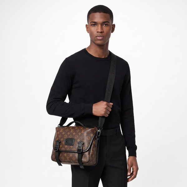 Monogram Macassar LV Trail Messenger
