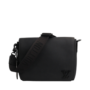 Taurillon Takeoff Messenger Black
