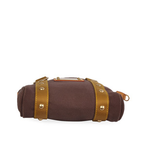 https://dbiyorq10n2b9.cloudfront.net/product-images/BAGLV569/LOUIS-VUITTON-Monogram-Silk-Scarf-Red-bottom.jpg.webp