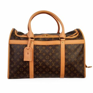 https://dbiyorq10n2b9.cloudfront.net/product-images/BAGLV841/LOUIS-VUITTON-Monogram-Dog-Carrier-50-front.jpg.webp