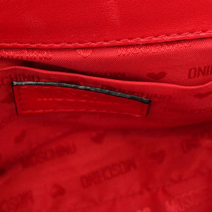 https://dbiyorq10n2b9.cloudfront.net/product-images/BAGMOS0004/MOSCHINO-Leather-Mcdonalds-Crossbody-Red-Yellow.jpg.webp