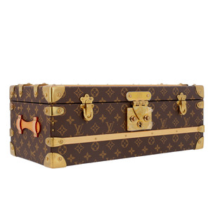 https://dbiyorq10n2b9.cloudfront.net/product-images/CACCLV0064/LOUIS-VUITTON-Monogram-Malle-Fleurs-Trunk-_-NEW_6.jpg.webp