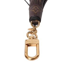 https://dbiyorq10n2b9.cloudfront.net/product-images/CACCLV0275/LOUIS-VUITTON-Monogram-Tassel-Bag-Charm-2.jpg.webp