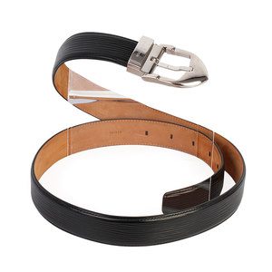 https://dbiyorq10n2b9.cloudfront.net/product-images/CACCLV207/LOUIS-VUITTON-Epi-Classique-Belt-Black-S-95-38-open.jpg.webp