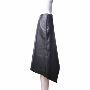 https://dbiyorq10n2b9.cloudfront.net/product-images/CAPPBAL0015/BALENCIAGA-Leather-Skirt-Black_2.jpg.webp