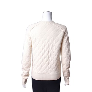 https://dbiyorq10n2b9.cloudfront.net/product-images/CAPPBUR0175/BURBERRY-Wool-Quilted-Sweater-Off-White-1-1.jpg.webp