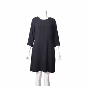 https://dbiyorq10n2b9.cloudfront.net/product-images/CAPPBUR0203/BURBERRY-Acetate-Long-Sleeve-Dress-Black_1.jpg.webp