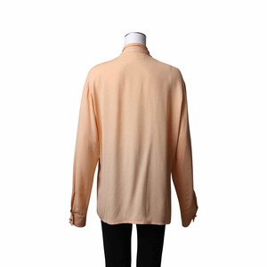 https://dbiyorq10n2b9.cloudfront.net/product-images/CAPPESC0039/ESCADA-Silk-Blouse-Cream_4.jpg.webp