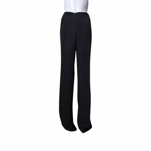 https://dbiyorq10n2b9.cloudfront.net/product-images/CAPPGUC0142/GUCCI-Silk-Pants-Black-1.jpg.webp