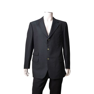 https://dbiyorq10n2b9.cloudfront.net/product-images/CAPPGUC0205/GUCCI-Vintage-Wool-Single-Breast-Blazer-Black_1.jpg.webp