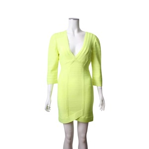 https://dbiyorq10n2b9.cloudfront.net/product-images/CAPPHELE0026/HERVE-LEGER-RayonSpandex-Long-Sleeve-Dress-Neon-Yellow.jpg.webp