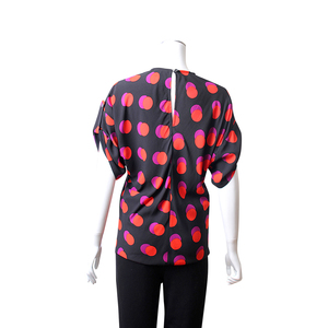 https://dbiyorq10n2b9.cloudfront.net/product-images/CAPPLV0034/LOUIS-VUITTON-Synthetic-Blouse-BlackOrange-2.jpg.webp