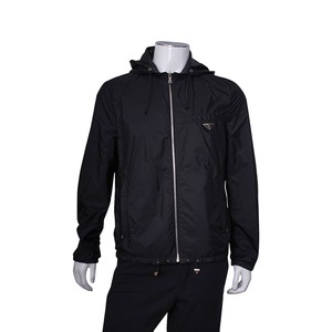 https://dbiyorq10n2b9.cloudfront.net/product-images/CAPPPRA0024/PRADA-LeatherNylon-Reversible-Jacket-Black-4.jpg.webp
