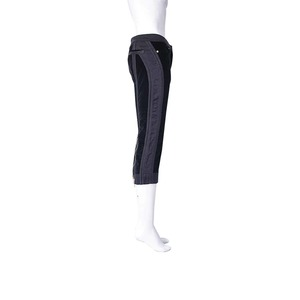 https://dbiyorq10n2b9.cloudfront.net/product-images/CAPPRC0012/ROBERTO-CAVALLI-Vintage-Velvet-Cropped-Pants-Black-2.jpg.webp