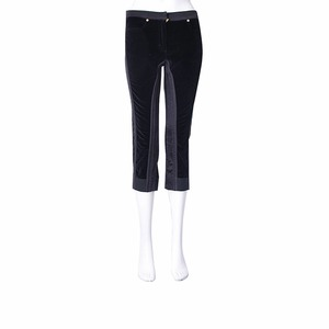 https://dbiyorq10n2b9.cloudfront.net/product-images/CAPPRC0012/ROBERTO-CAVALLI-Vintage-Velvet-Cropped-Pants-Black.jpg.webp